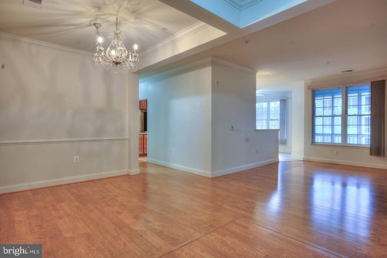 4805 Mantlewood Way - Photo 7 of 27