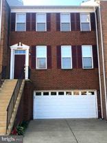 21505 Trowbridge Sq - Photo 1 of 1