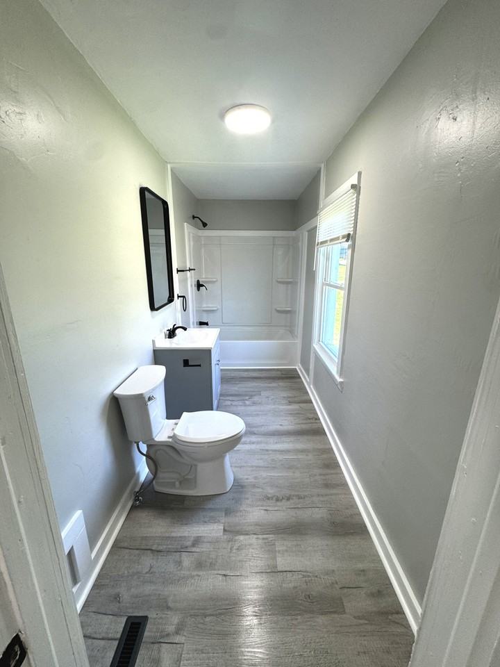 105 Trail Dr #1 - Photo 4 of 19