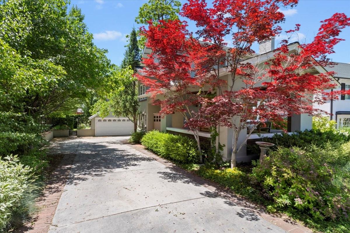 1442 E Federal Way #1 - Photo 3 of 29