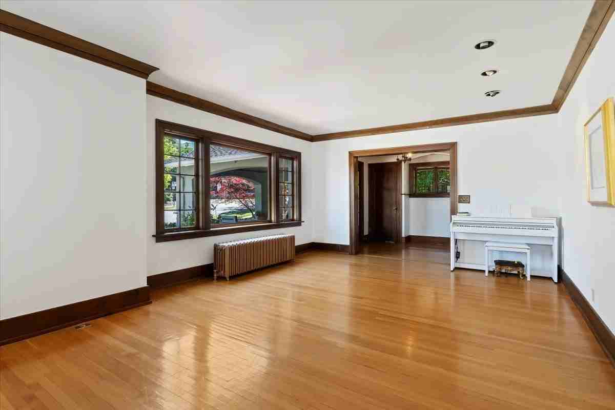 1442 E Federal Way #1 - Photo 6 of 29