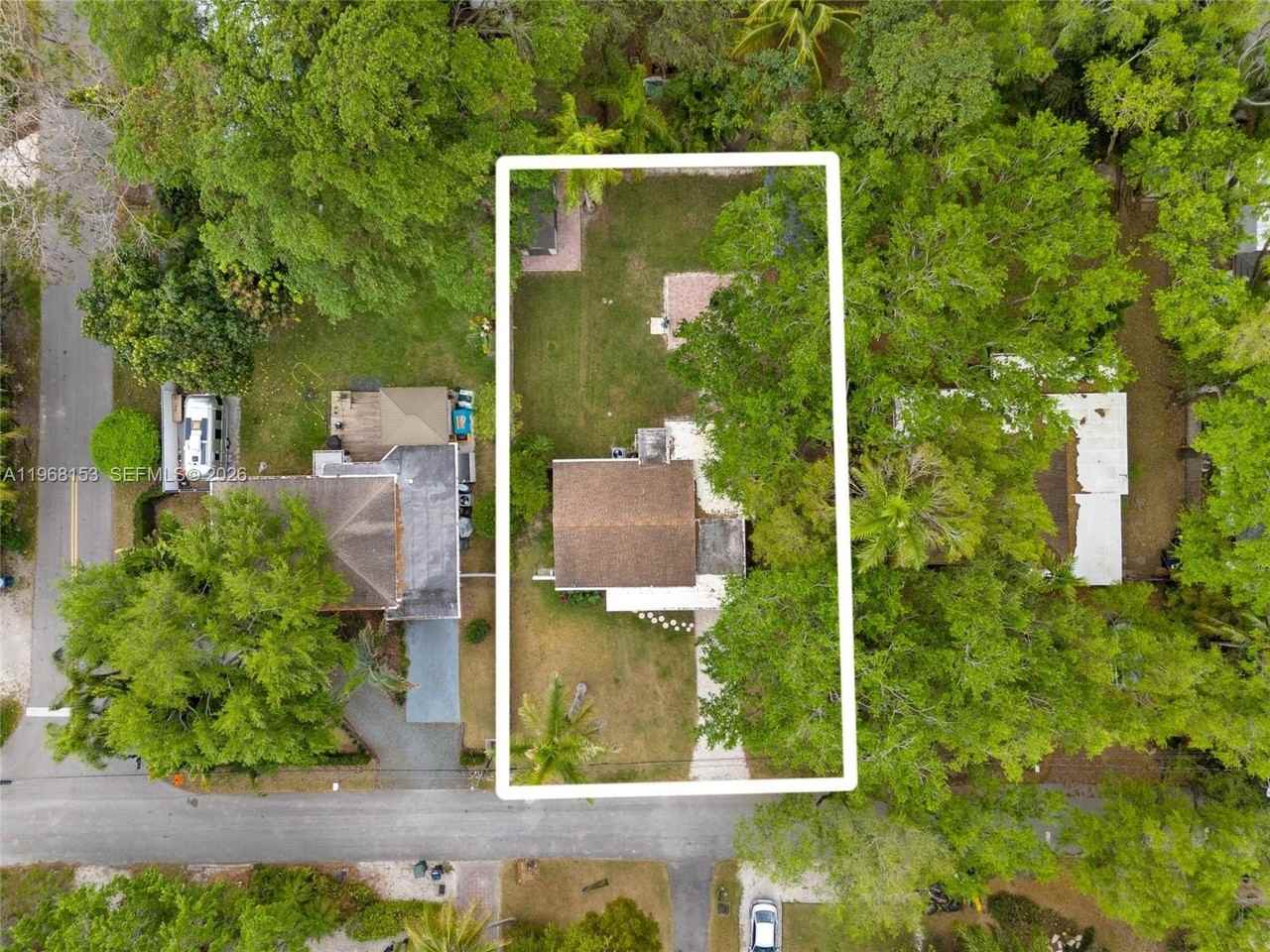 6820 Sw 77th Ter - Photo 2 of 23