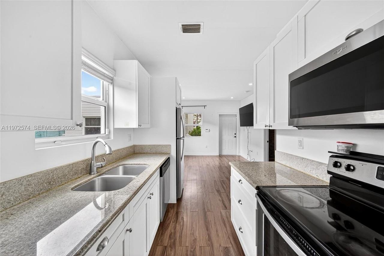 1460 Nw 2nd St #1458 - Photo 6 of 28