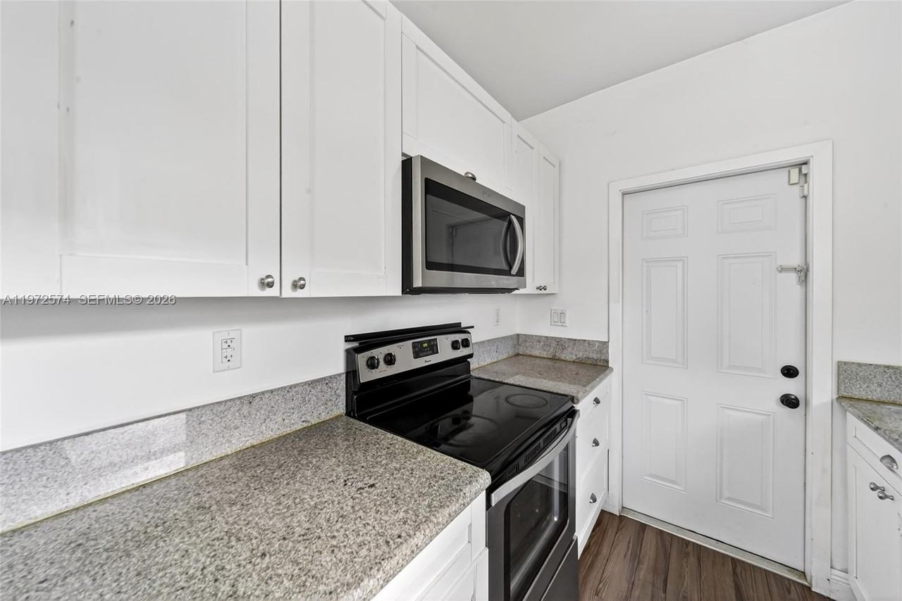 1460 Nw 2nd St #1458 - Photo 7 of 28