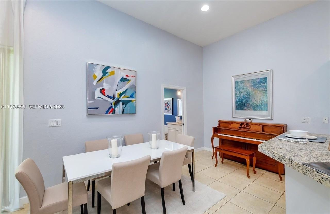 7408 Sw 189th Ter - Photo 3 of 14