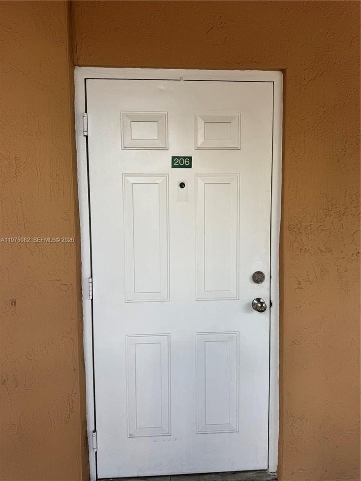 17660 Nw 73rd Ave #206-3 - Photo 2 of 14