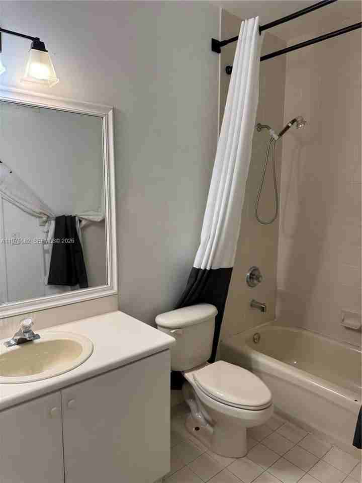 17660 Nw 73rd Ave #206-3 - Photo 6 of 14