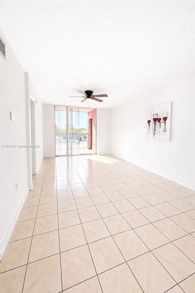 19805 Sw 114th Ave #315 - Photo 3 of 16