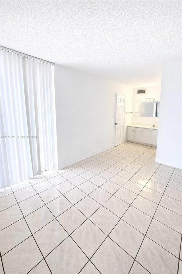 19805 Sw 114th Ave #315 - Photo 6 of 16
