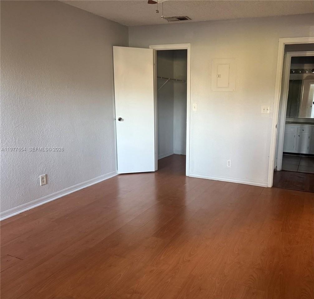 3320 Pinewalk Dr N #1715 - Photo 6 of 35