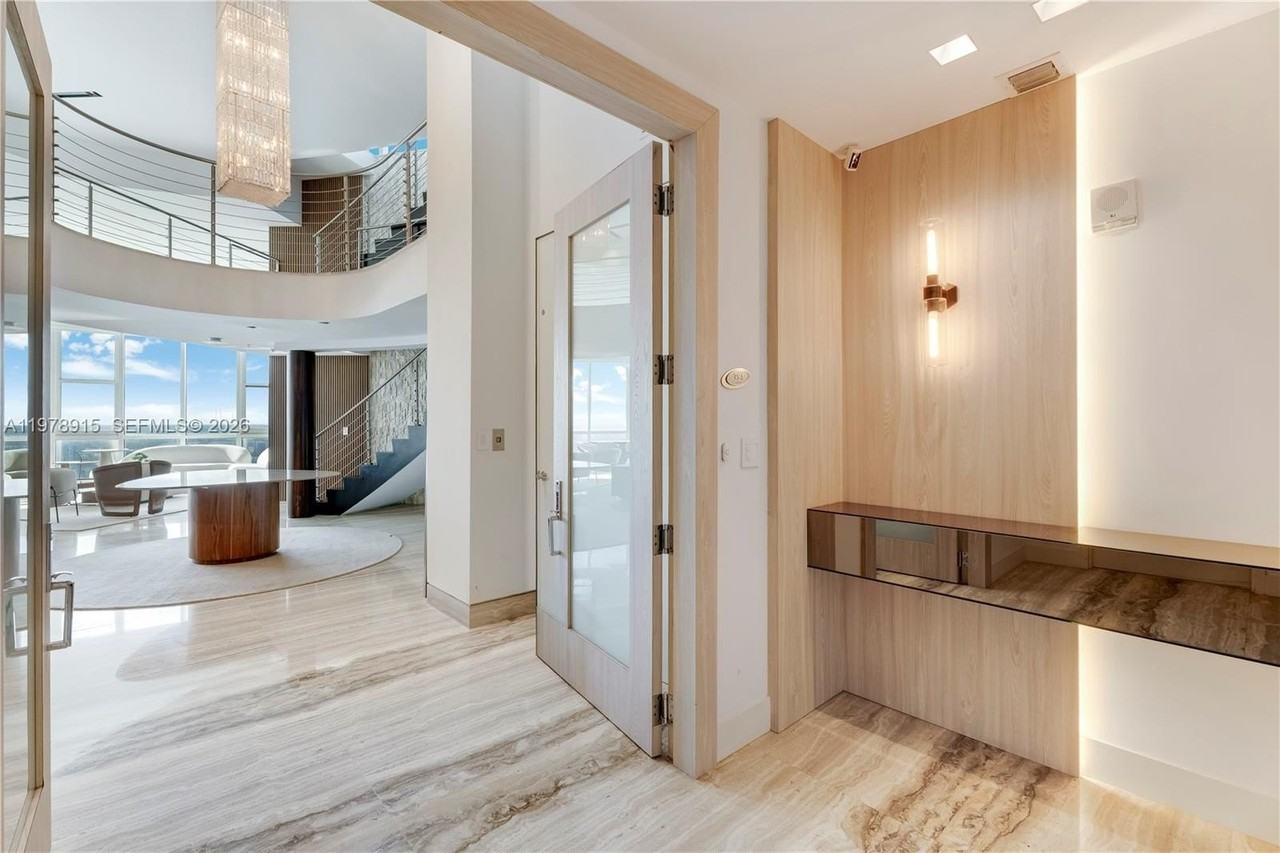 18201 Collins Ave #TS1 - Photo 6 of 42