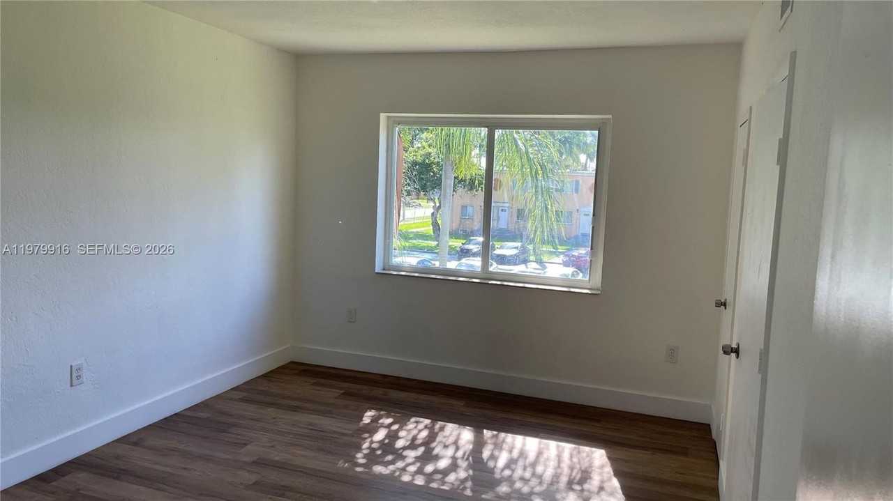 209 Nw 84th St #209 - Photo 4 of 10