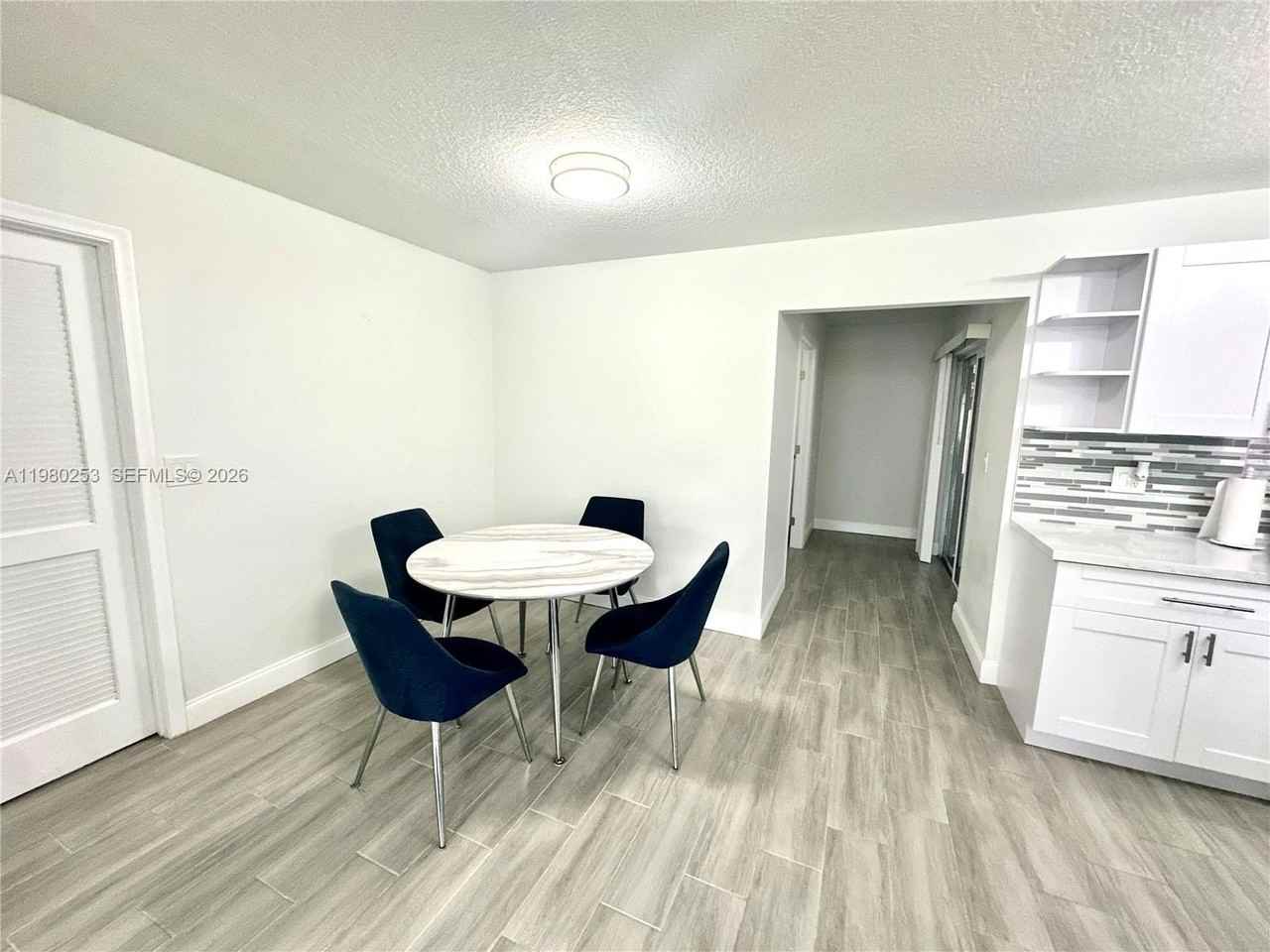 3511 Quentin Ave - Photo 7 of 29