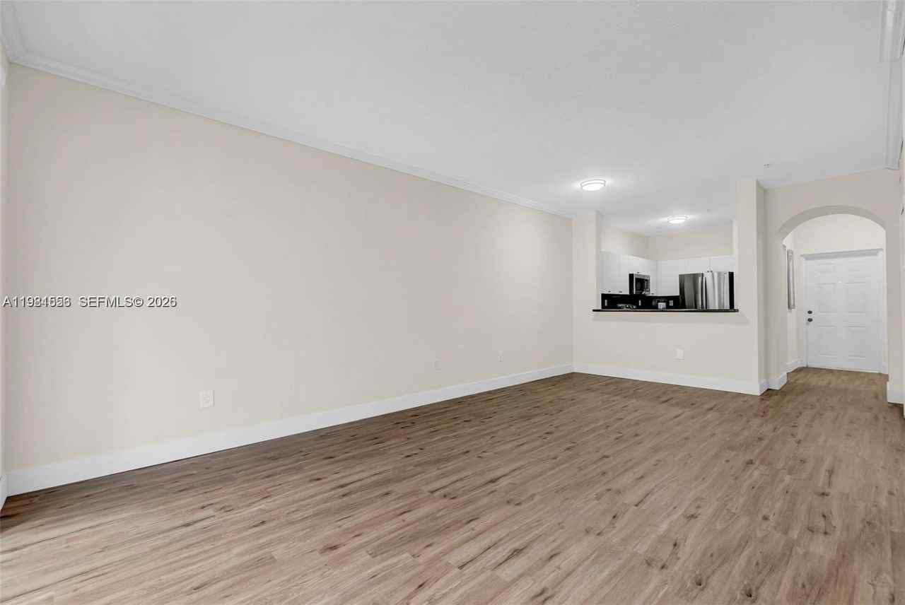 7250 Nw 177th St #102-16 - Photo 2 of 16