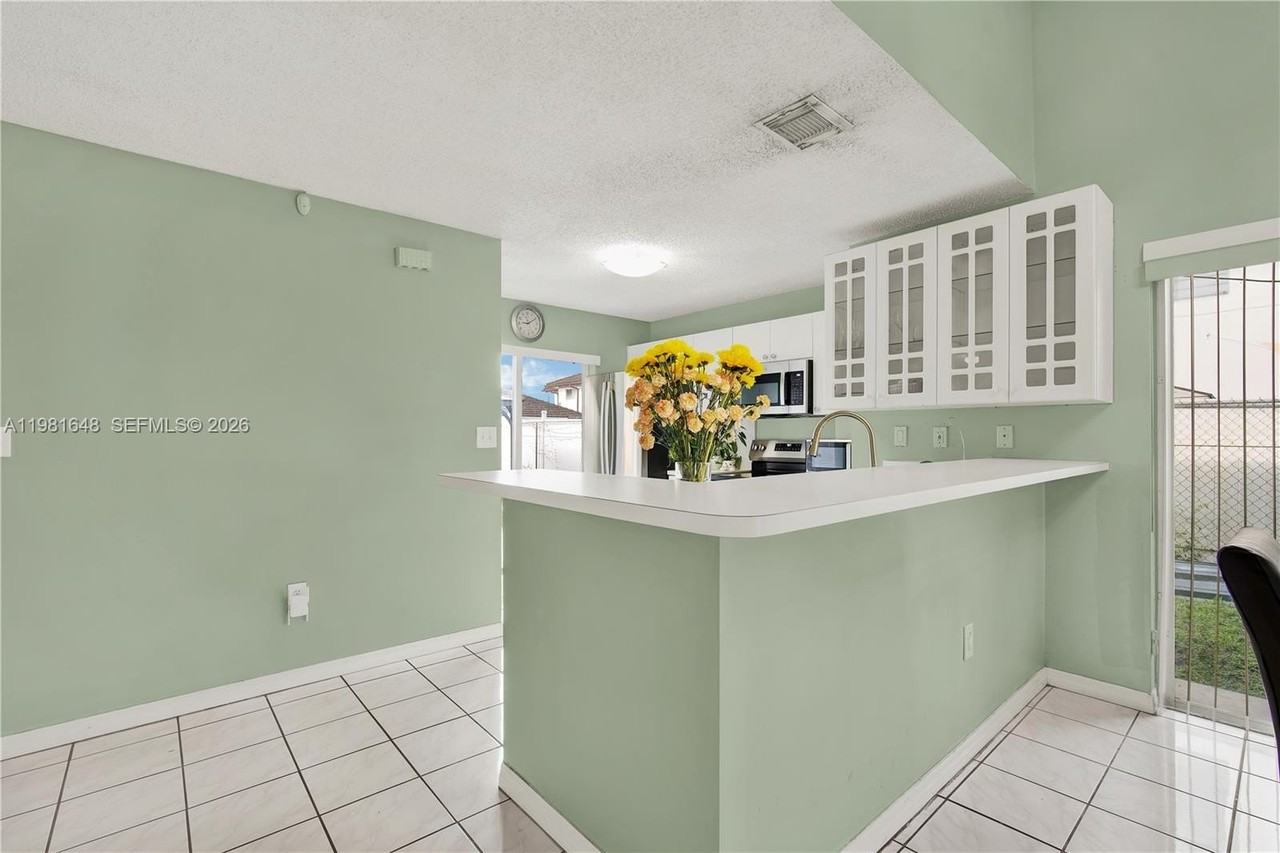 14138 Sw 164th Ter - Photo 7 of 22