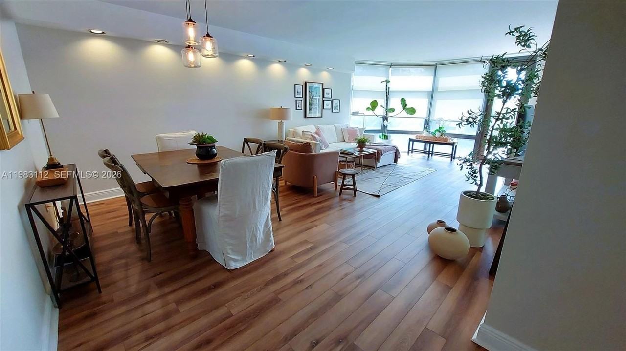 3375 N Country Club Dr #207