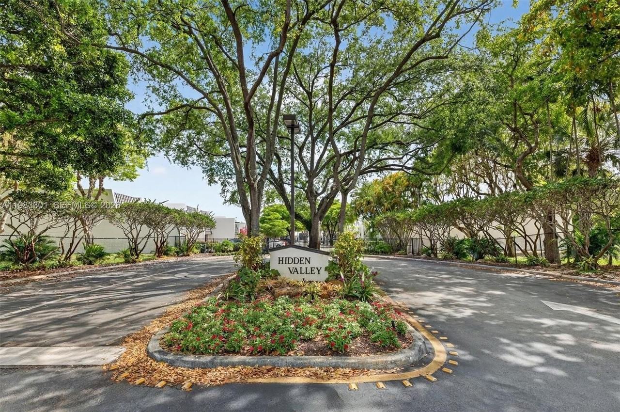 6190 Sw 90th Ct #1K - Photo 2 of 49