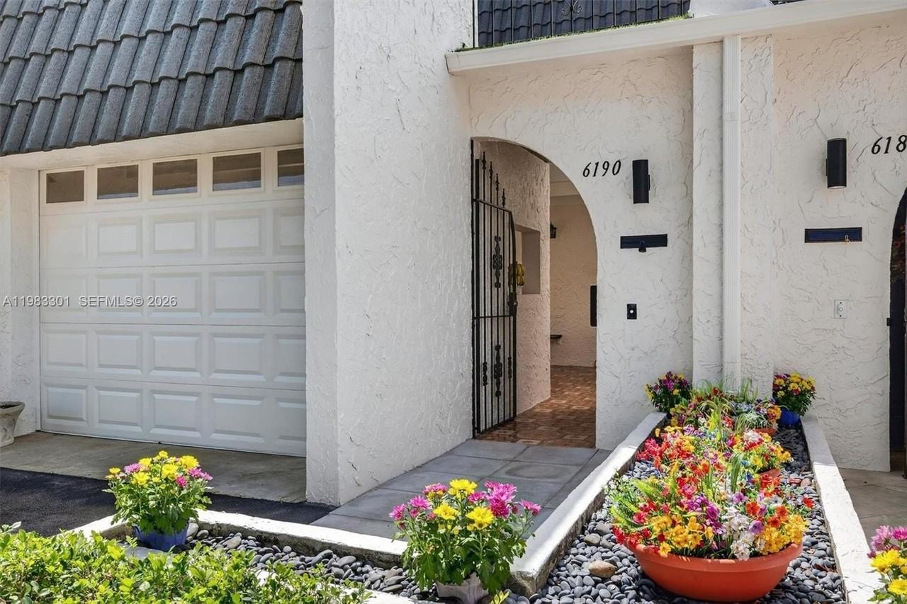 6190 Sw 90th Ct #1K - Photo 4 of 49