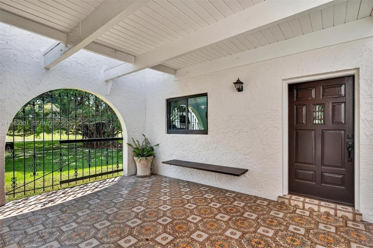 6190 Sw 90th Ct #1K - Photo 7 of 49