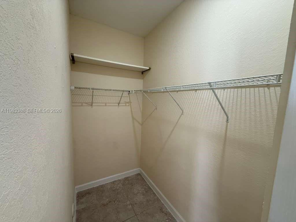16735 Sw 95th St - Photo 5 of 9