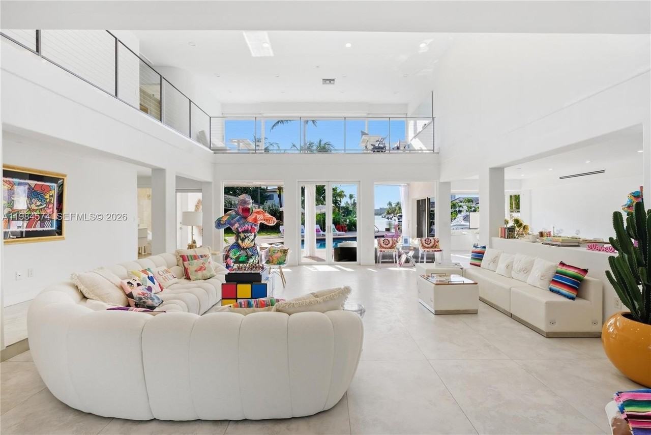 3401 Ne 165th St - Photo 5 of 50