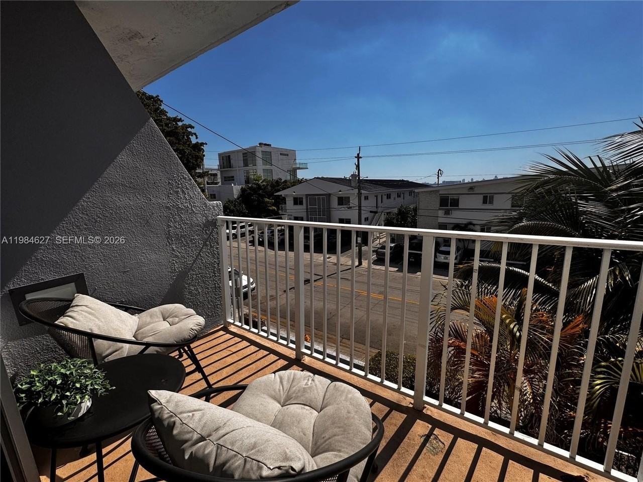 1801 S Treasure Dr #324