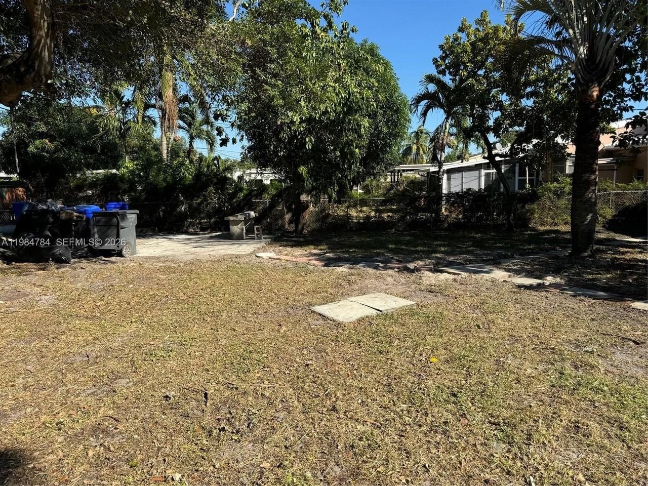 1947 Taft St #0 - Photo 2 of 12