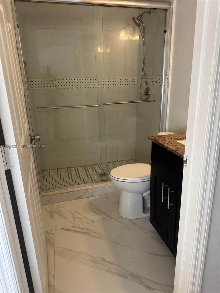 1947 Taft St #0 - Photo 5 of 12