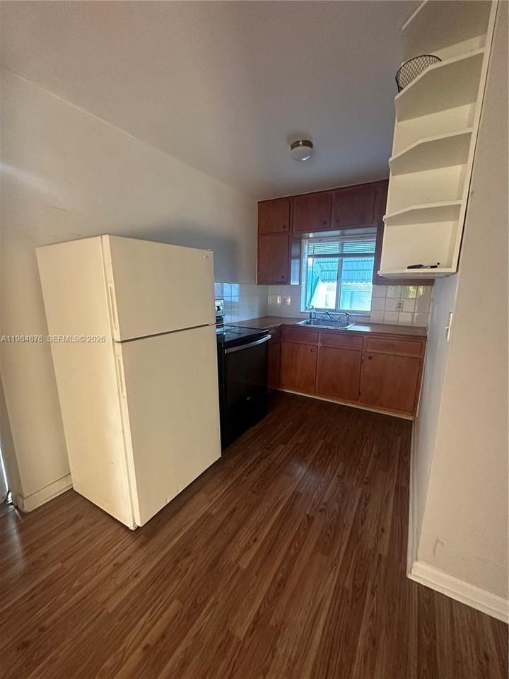 5743 Lincoln St #1 - Photo 3 of 6