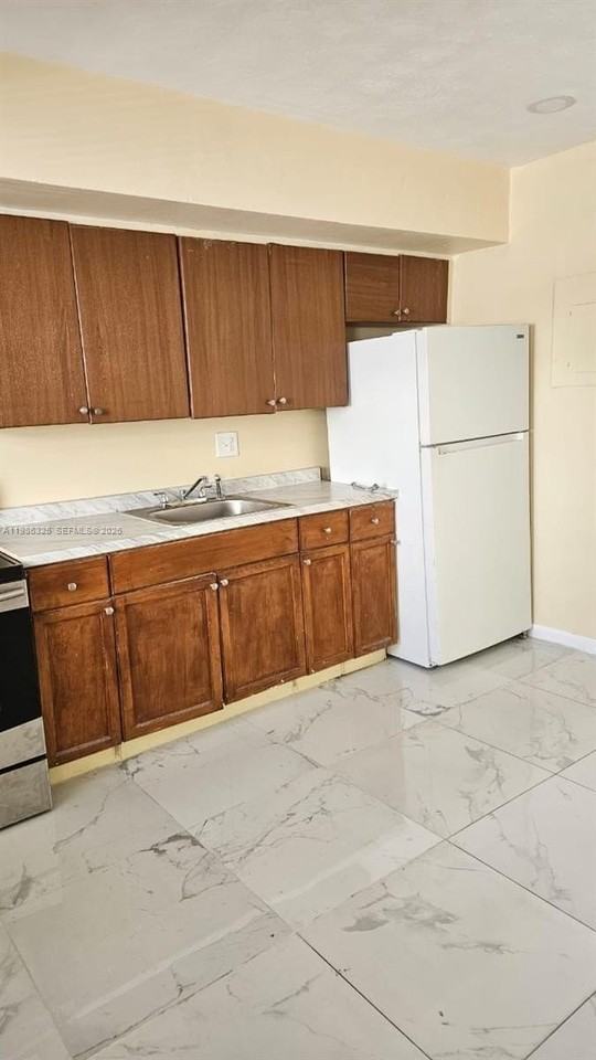 573 Nw 113th St #573 - Photo 2 of 22