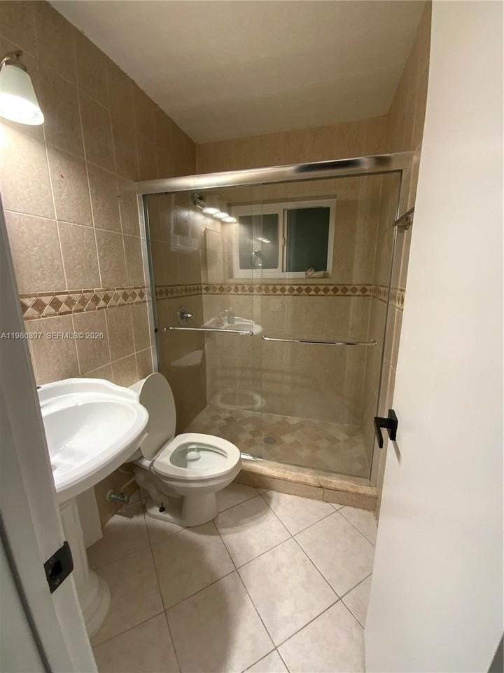 11128 Median St #0 - Photo 5 of 12