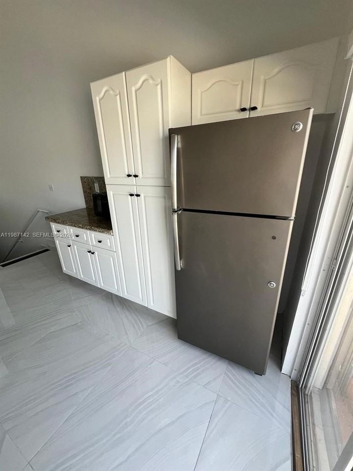 7526 W 20th Ave #203