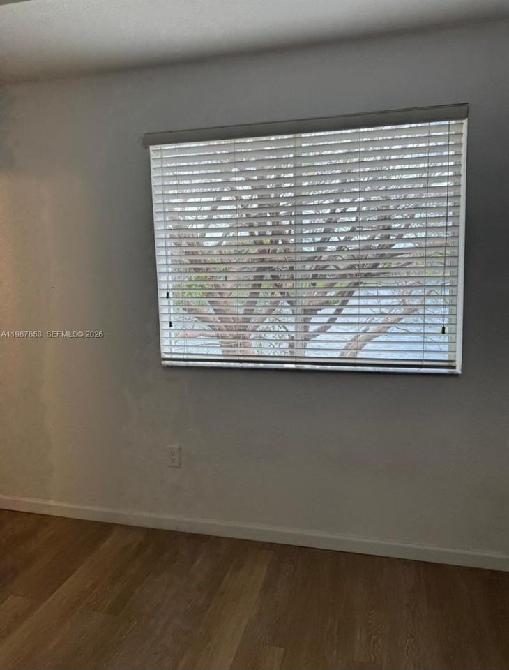 2525 Se 14th Ave #386 - Photo 6 of 16