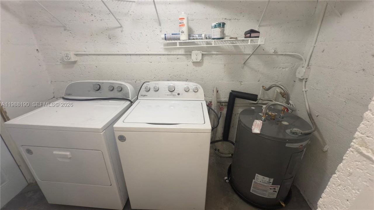 1411 Ne 155th Ter #1411 - Photo 6 of 22