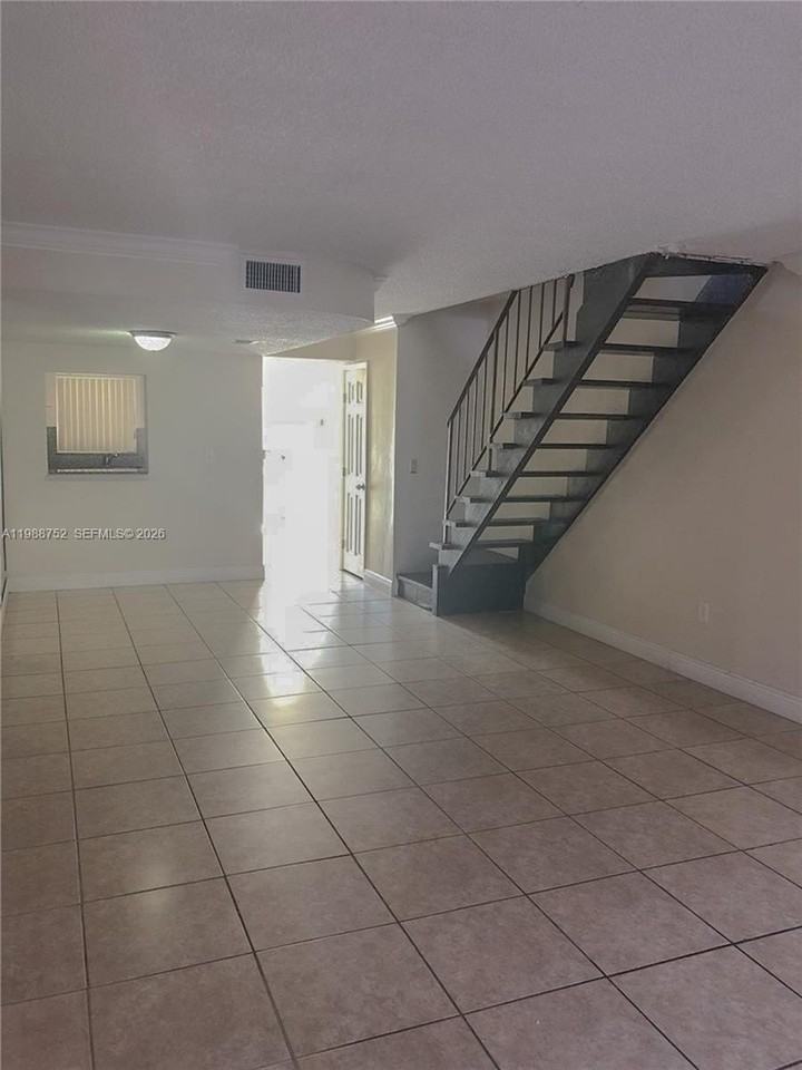 4415 W 10th Ln #14 - Photo 6 of 24