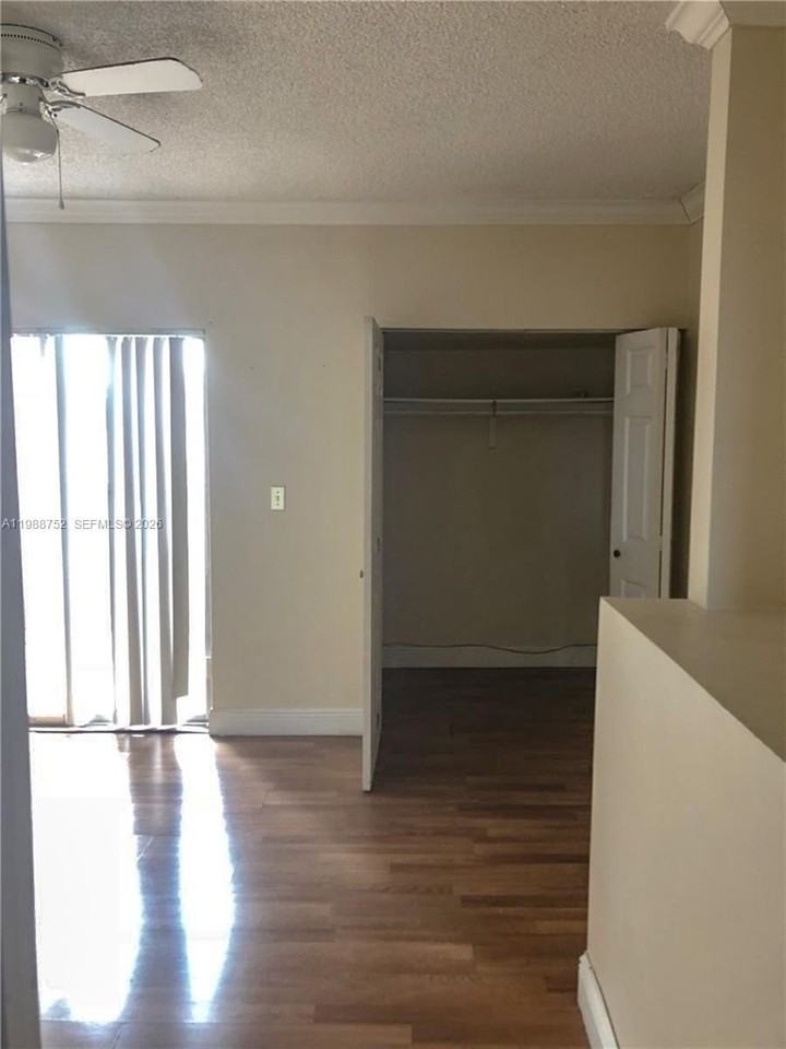 4415 W 10th Ln #14 - Photo 7 of 24