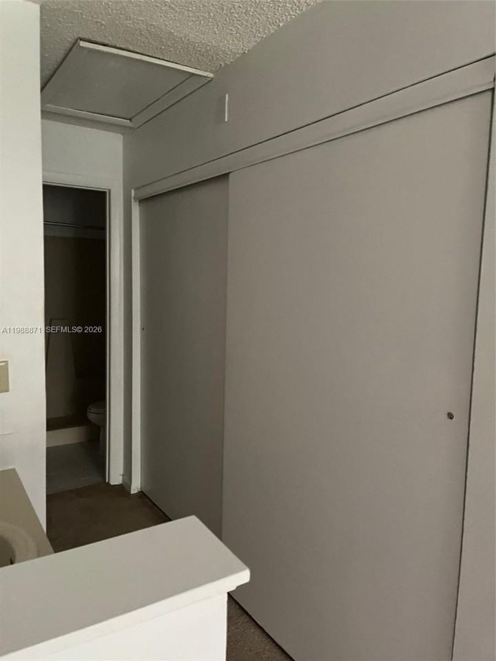 6500 Chasewood Dr #G - Photo 7 of 12