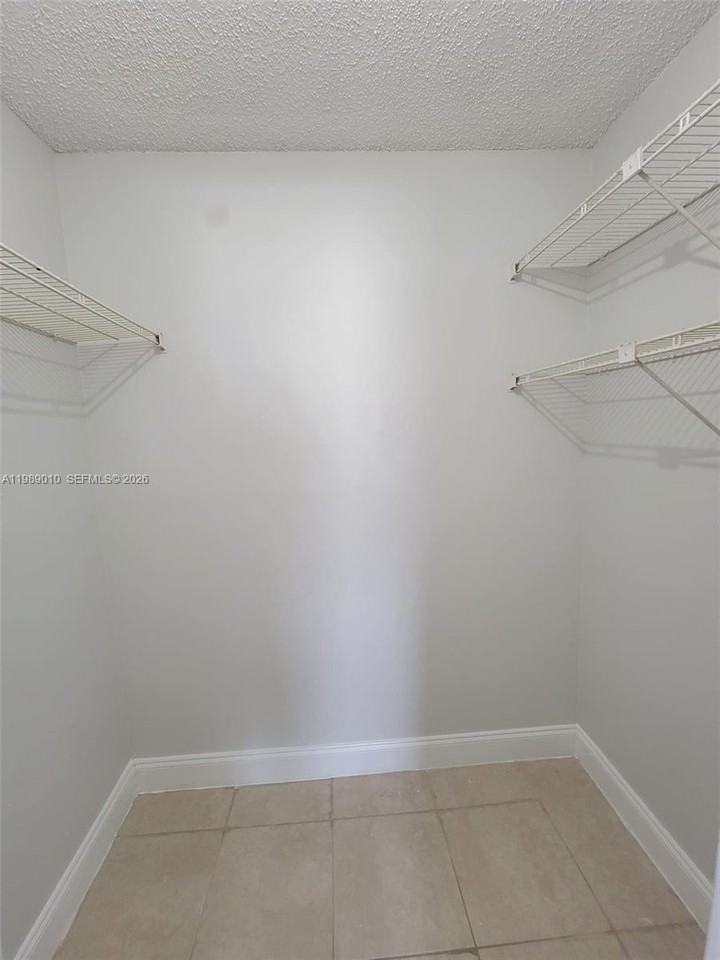 5881 Nw 57th Ave #7 - Photo 3 of 13