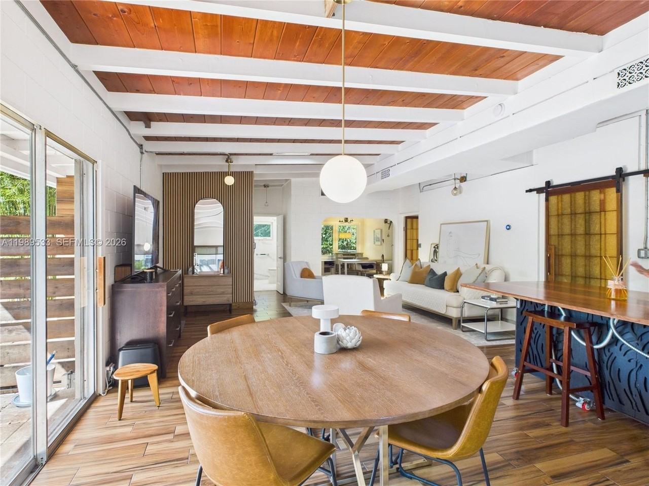 1632 Sw 28th Ave #0 - Photo 6 of 31