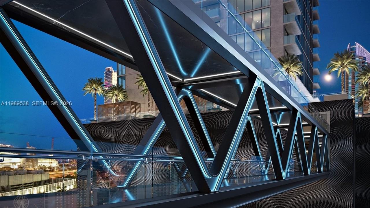 20 Ne 11th St #3608 - Photo 6 of 11