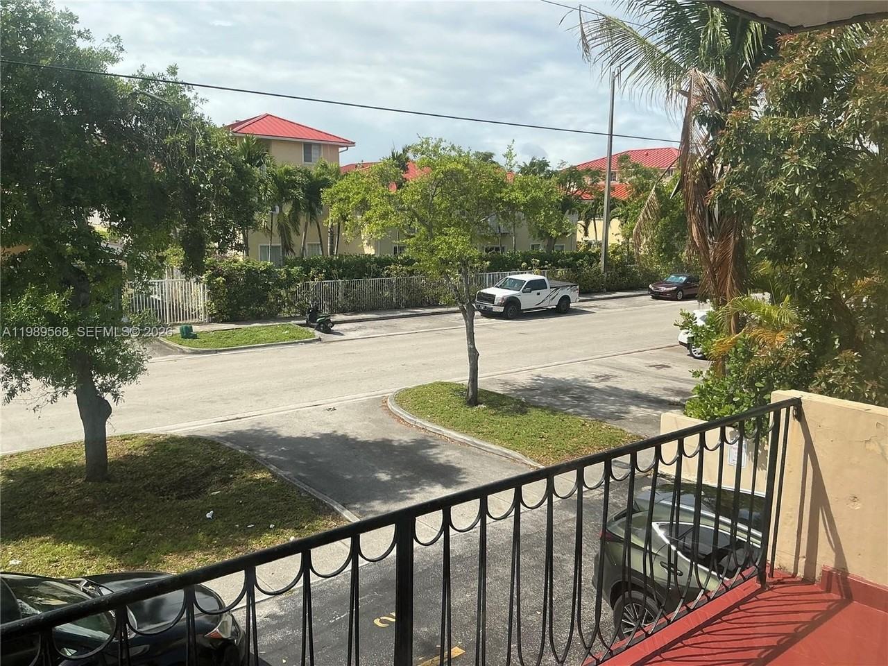 2079 Ne 167th St #5 - Photo 2 of 14