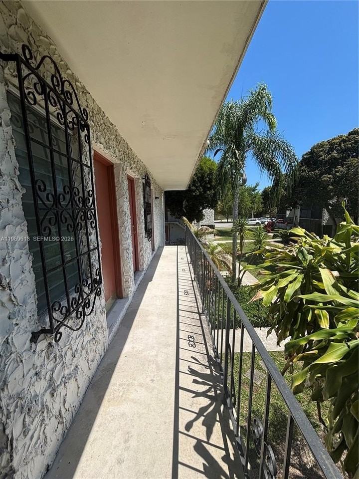 8701 Sw 141st St #K5 - Photo 4 of 36