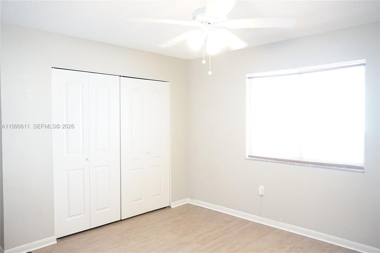 331 Nw 82nd Ave #1303 - Photo 5 of 49