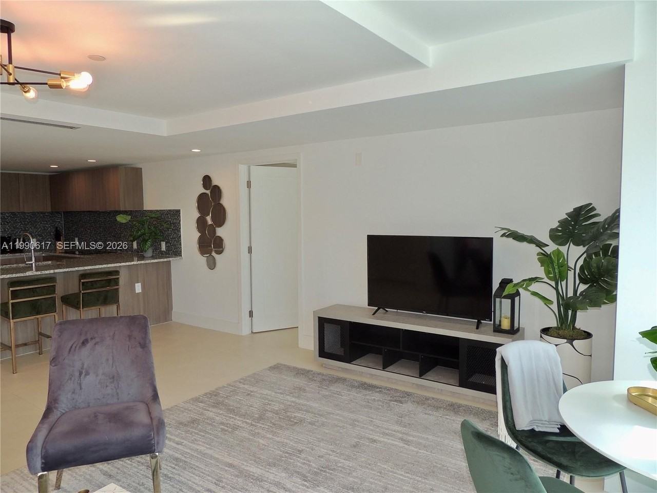 1170 101st St #402 - Photo 6 of 33