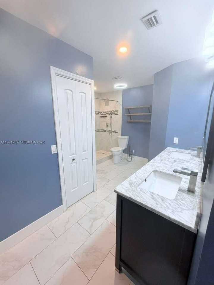 8517 Nw 9th Pl - Photo 6 of 27