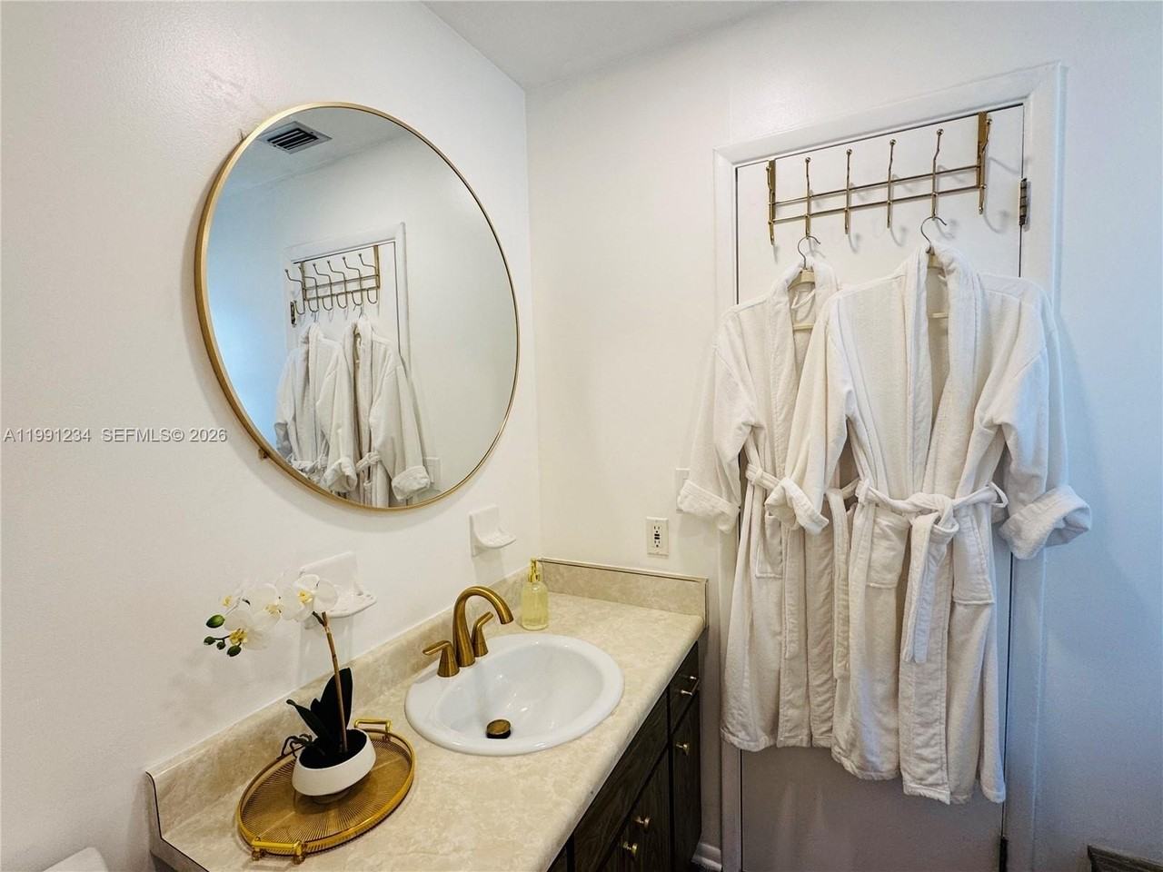 5100 Rilma Ave #0 - Photo 5 of 27