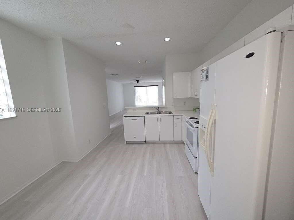 3665 San Simeon Cir #3665 - Photo 7 of 23