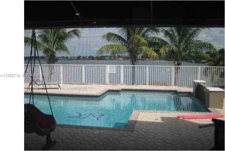 15071 Sw 136th Pl - Photo 6 of 15