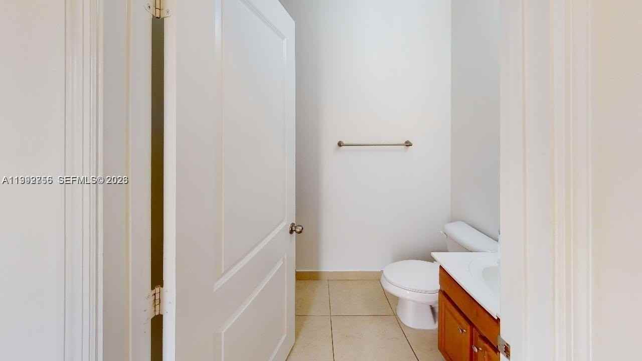 460 Ne 194th Ter #460 - Photo 6 of 17