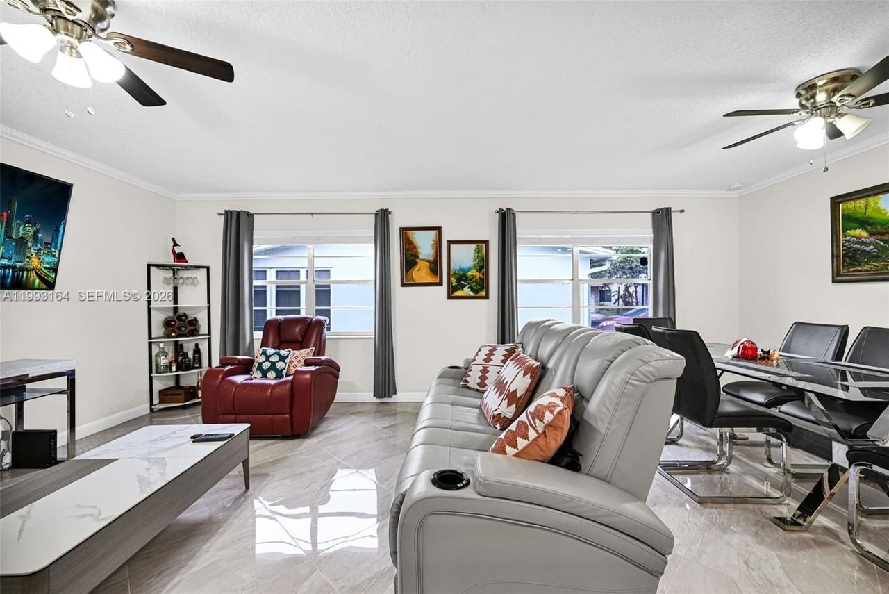 2528 Sw Natura Blvd - Photo 2 of 37